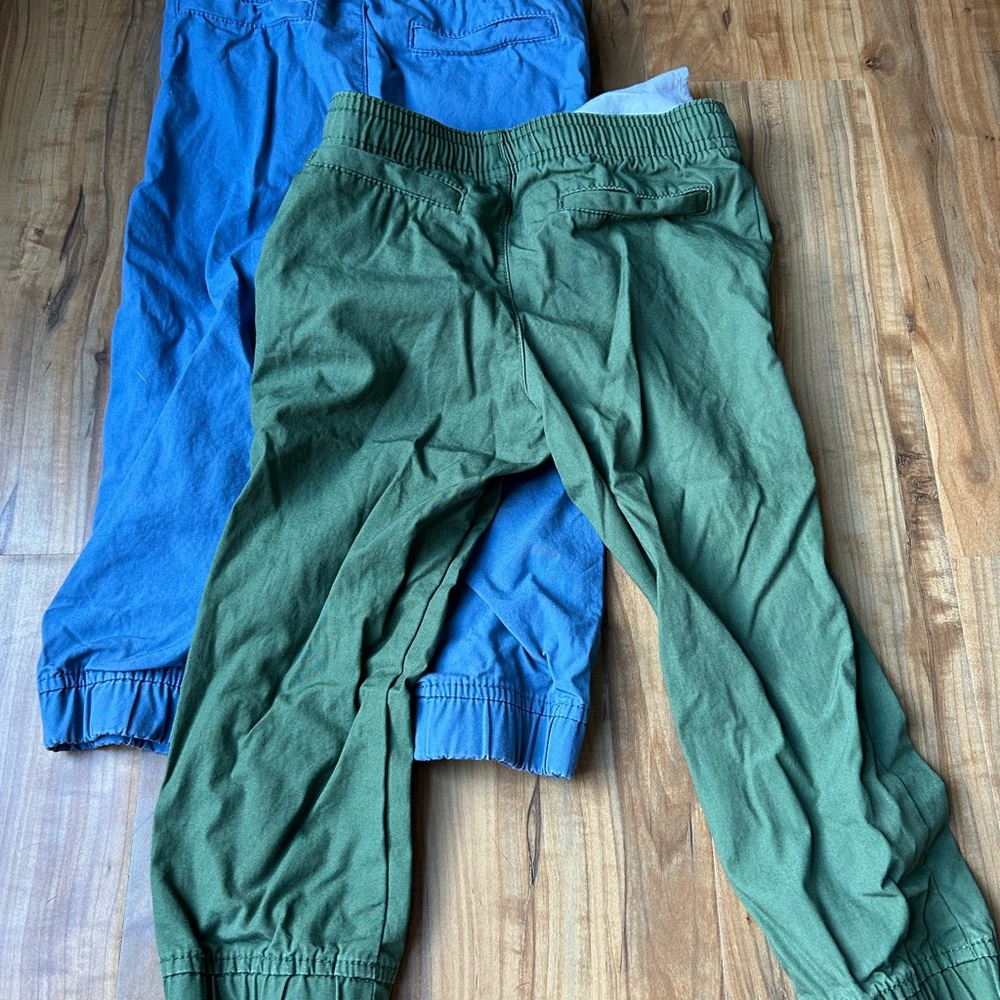 Vineyard Vines Kids Bottoms in Blue and Green